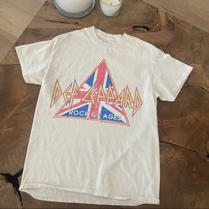 Def Leppard Graphic T
